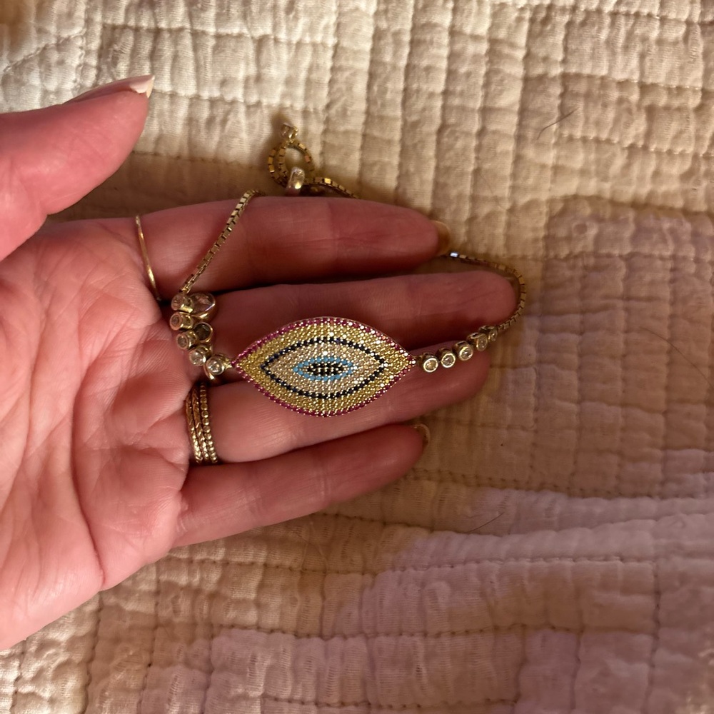 Elegant Evil Eye Bracelet in Gold and Pink